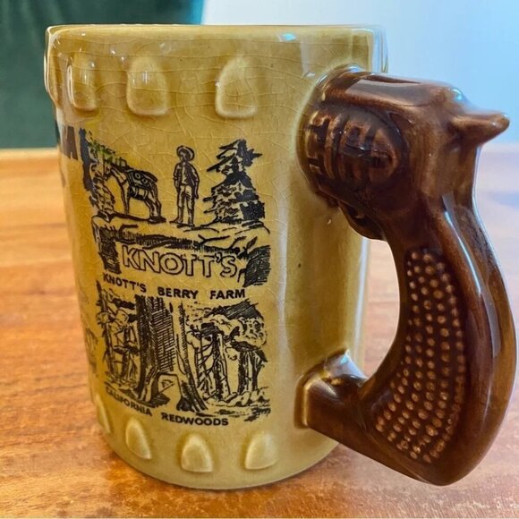 Vintage Rare Knotts Berry Farm Straight Shooter Wells Fargo Mug 1940s-50s - Picture 3 of 15